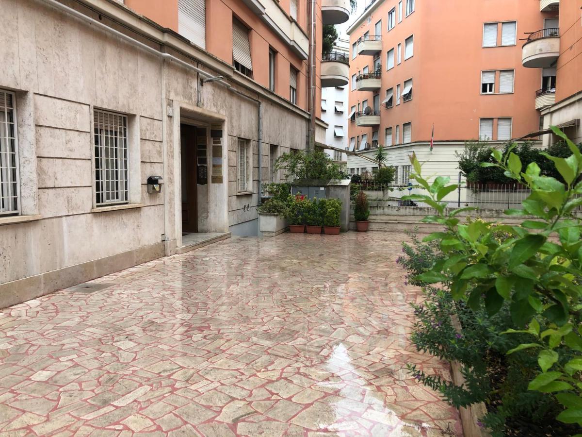 Edomus Roma Exterior foto